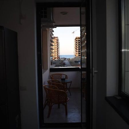 Apartment By The Lake With A View Mamaia Buitenkant foto