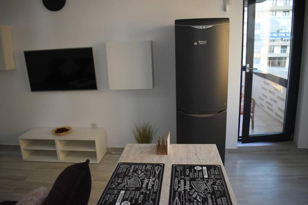 Apartment By The Lake With A View Mamaia Buitenkant foto