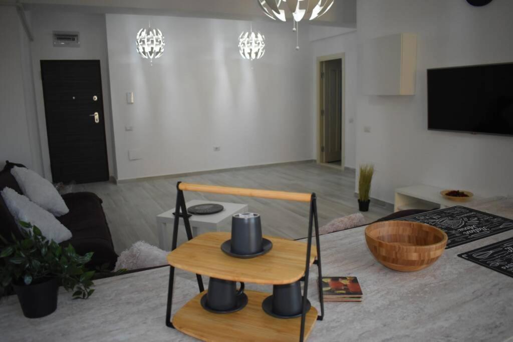Apartment By The Lake With A View Mamaia Buitenkant foto